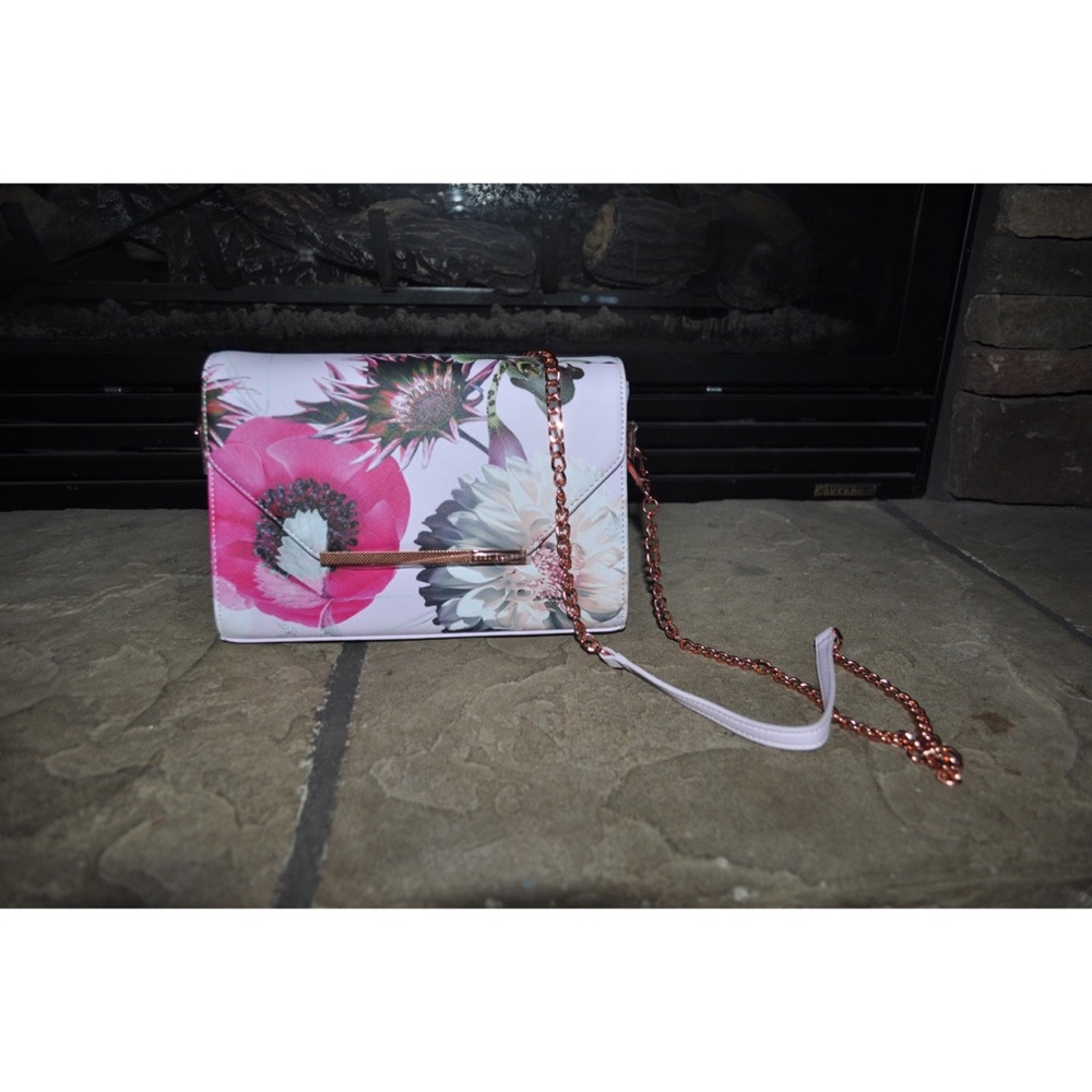 TAGS ATTACHED Ted Baker floral bag
